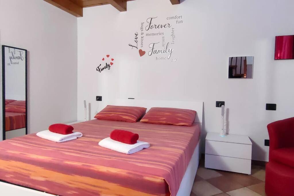 La Casa Di Trilly Apartment Виджевано Екстериор снимка